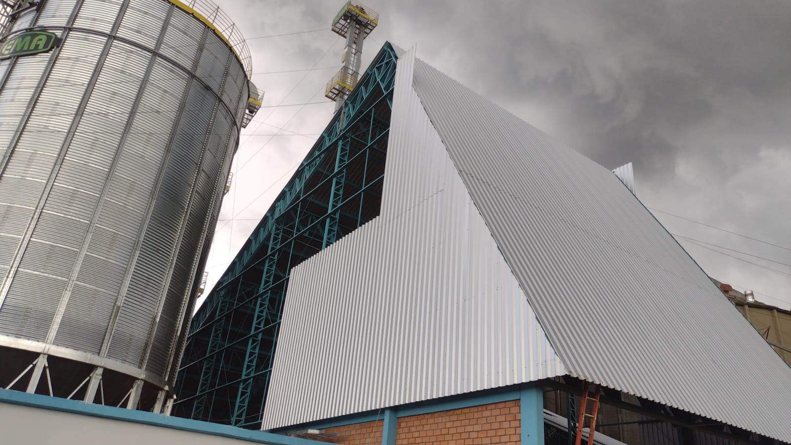 WhatsApp Image 2024-07-03 at 15.09.14 (4).jpeg